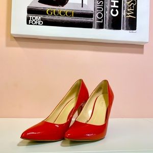 Nine West Red point toe pump, size 5.5, party heel 3.8”, cute and comfy!